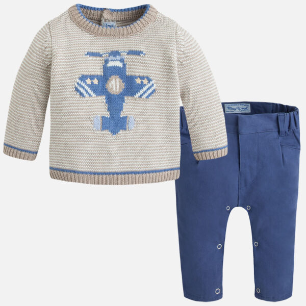 2534 jumper and trouser set