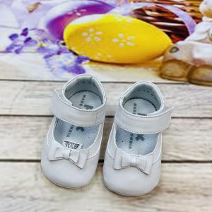 Danica baby girls pram shoe white