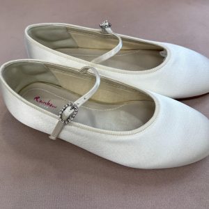 Abigail off white satin shoe